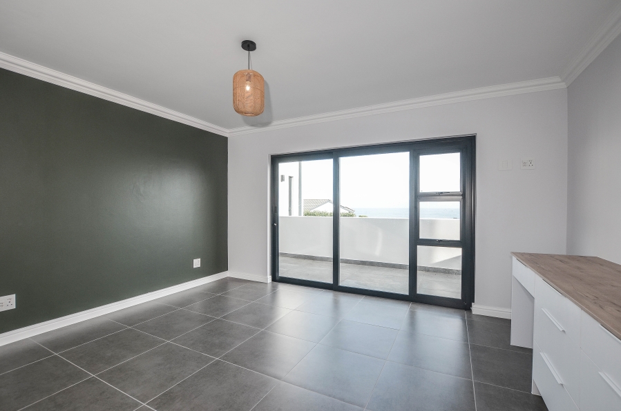 3 Bedroom Property for Sale in Yzerfontein Western Cape